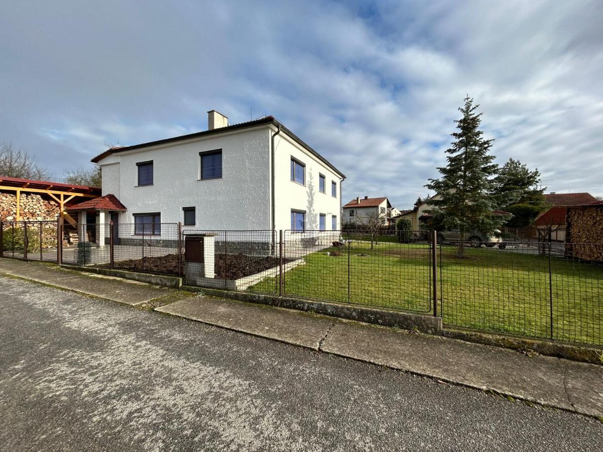 Apartman Pohoda Vsemyslice Exterior photo
